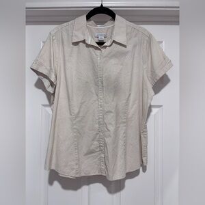 0050- Liz Claiborne XL Beige Button Front Stretch Blouse Classic Workwear Top
